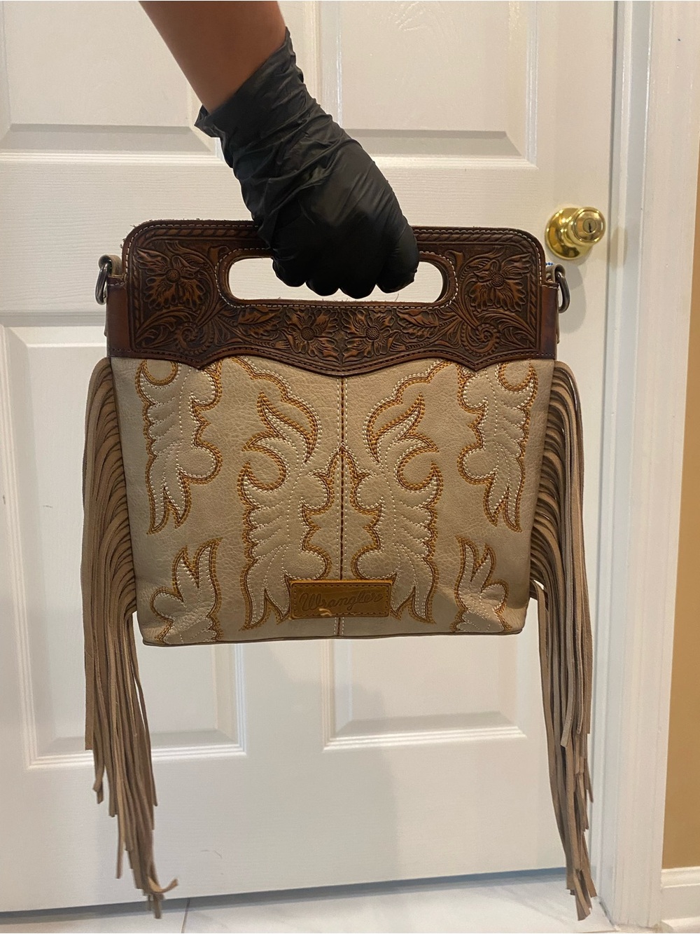 Wrangler Beige and Brown Fringe Embroidered Shoulder Bag - Picture 3 of 5